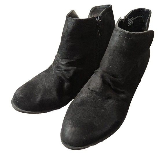 LANE BRYANT Plus Size Wide Width Faux Suede Ankle Booties Shoes Womens Size 8 W - Picture 2 of 9